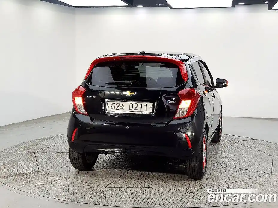 Chevrolet Spark 2016 1.0 гидро в Москве, фото 3