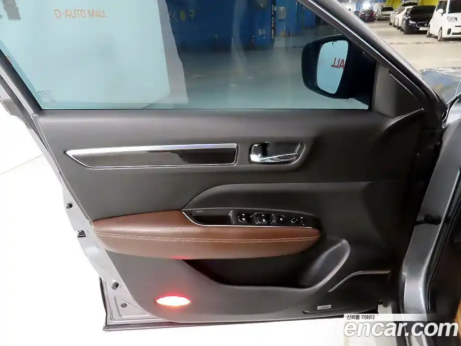 Renault QM6 2017 2.0 гидро в Москве № 1543755, фото 14