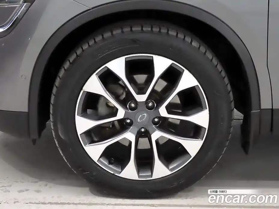 Renault QM6 2017 2.0 гидро в Москве № 1543755, фото 19