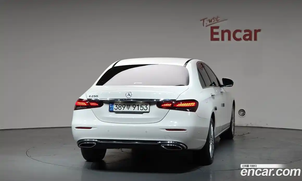 Mercedes-Benz E-Class 2022 2.0 гидро в Москве № 1544860, фото 4