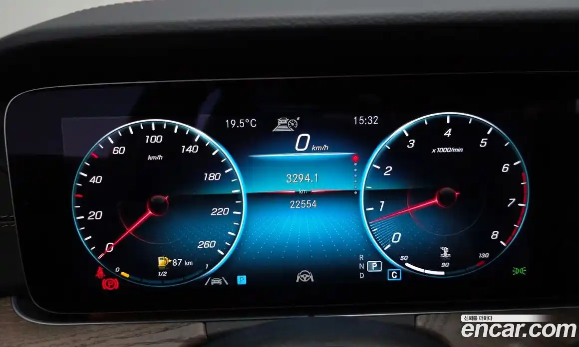 Mercedes-Benz E-Class 2022 2.0 гидро в Москве № 1544860, фото 8