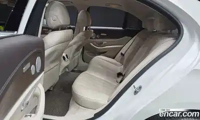 Mercedes-Benz E-Class 2018 2.0 гидро в Москве № 1545395, миниатюра 12