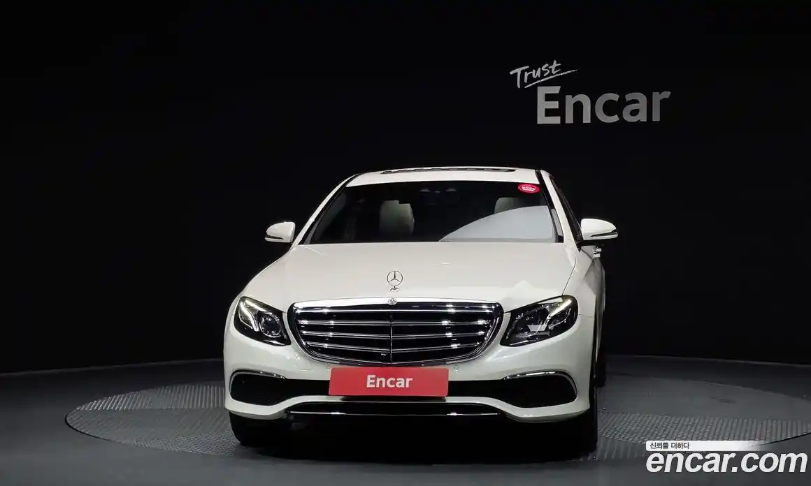 Mercedes-Benz E-Class 2018 2.0 гидро в Москве № 1545395, фото 3