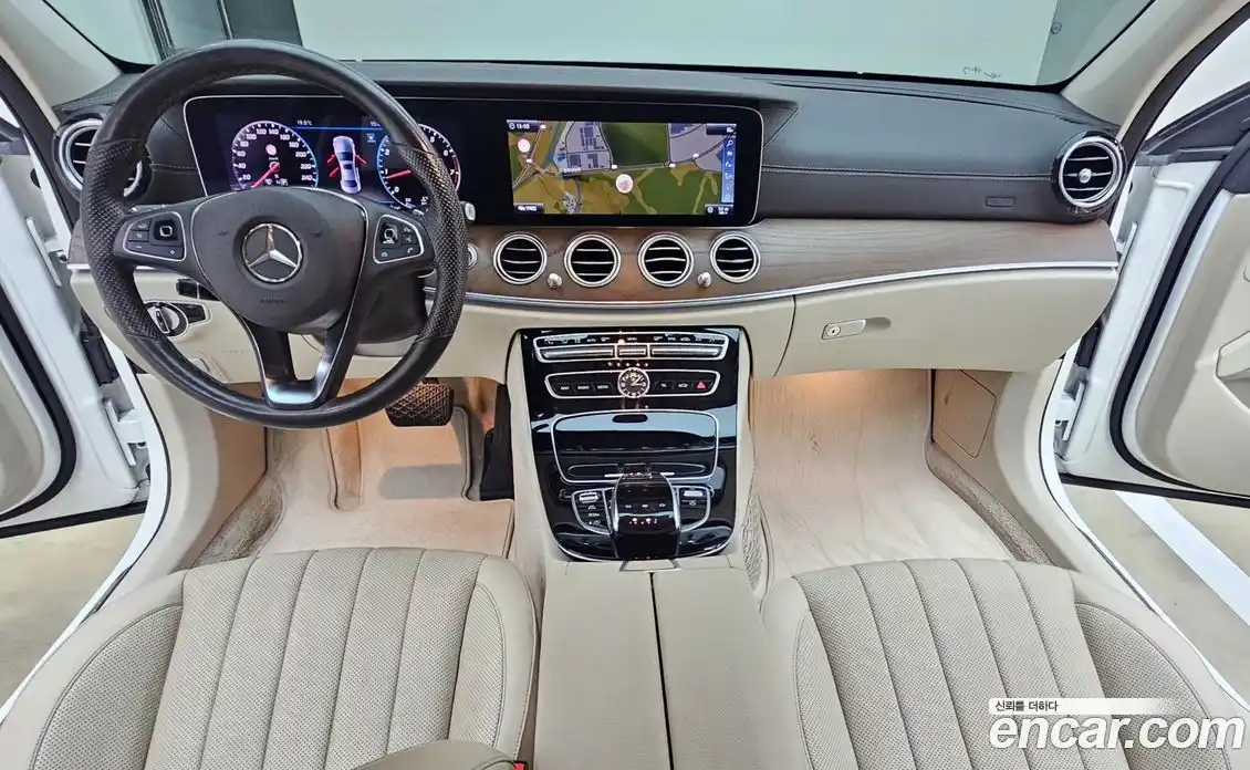 Mercedes-Benz E-Class 2018 2.0 гидро в Москве № 1545395, фото 7