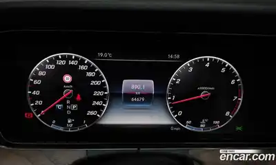 Mercedes-Benz E-Class 2018 2.0 гидро в Москве № 1545395, миниатюра 8
