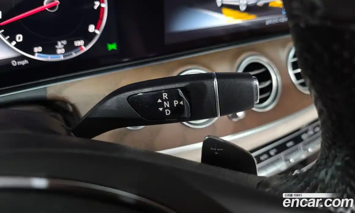 Mercedes-Benz E-Class 2018 2.0 гидро в Москве № 1545395, фото 9