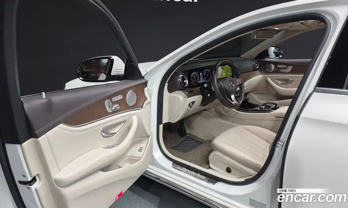 Mercedes-Benz E-Class 2018 2.0 гидро в Москве № 1545395, фото 10