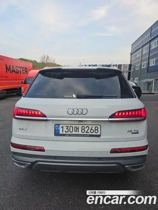 Audi Q7 2021 3.0 гидро в Москве № 1546605, фото 4