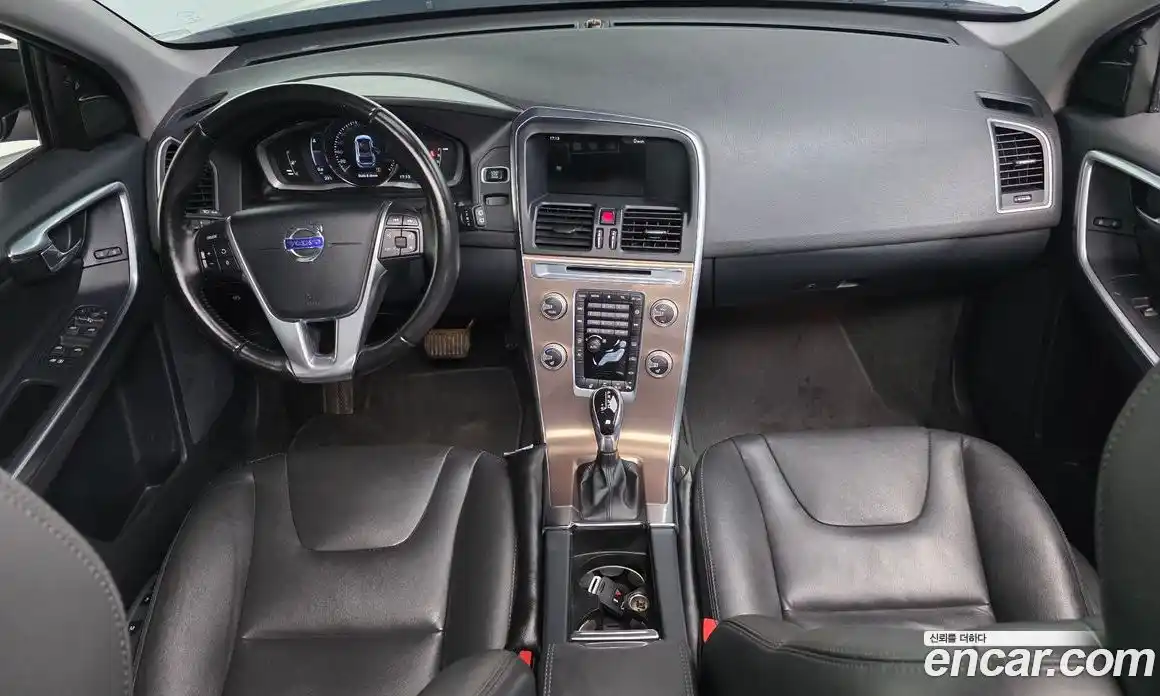 Volvo XC60 2016 2.0 гидро в Москве № 1546977, фото 7