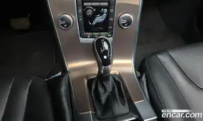 Volvo XC60 2016 2.0 гидро в Москве № 1546977, миниатюра 9
