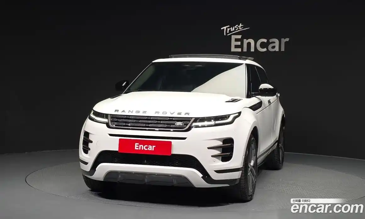 Land Rover Range-Rover Evoque 2025 2.0 гидро в Москве № 1547469, фото 3