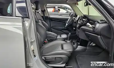 Mini Cooper 2022 1.5 гидро в Москве № 1548153, миниатюра 11
