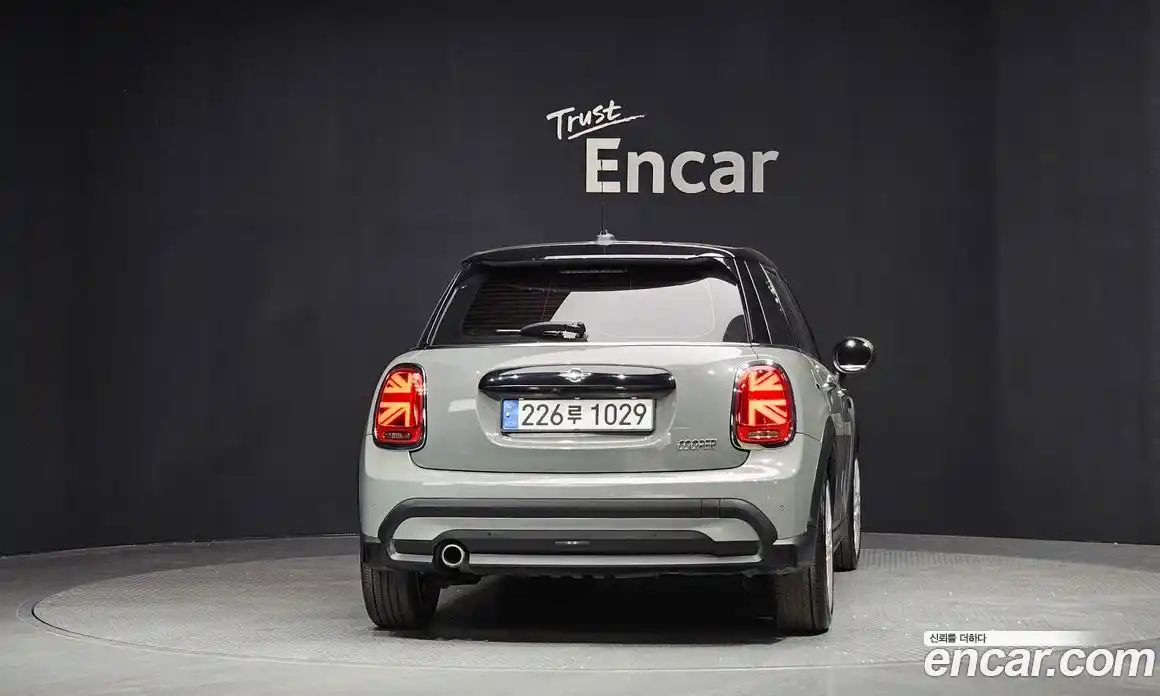 Mini Cooper 2022 1.5 гидро в Москве № 1548153, фото 4