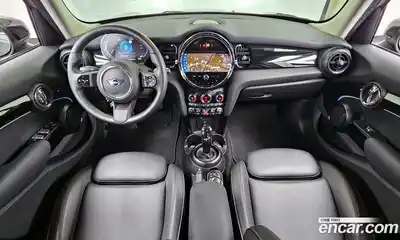 Mini Cooper 2022 1.5 гидро в Москве № 1548153, миниатюра 7