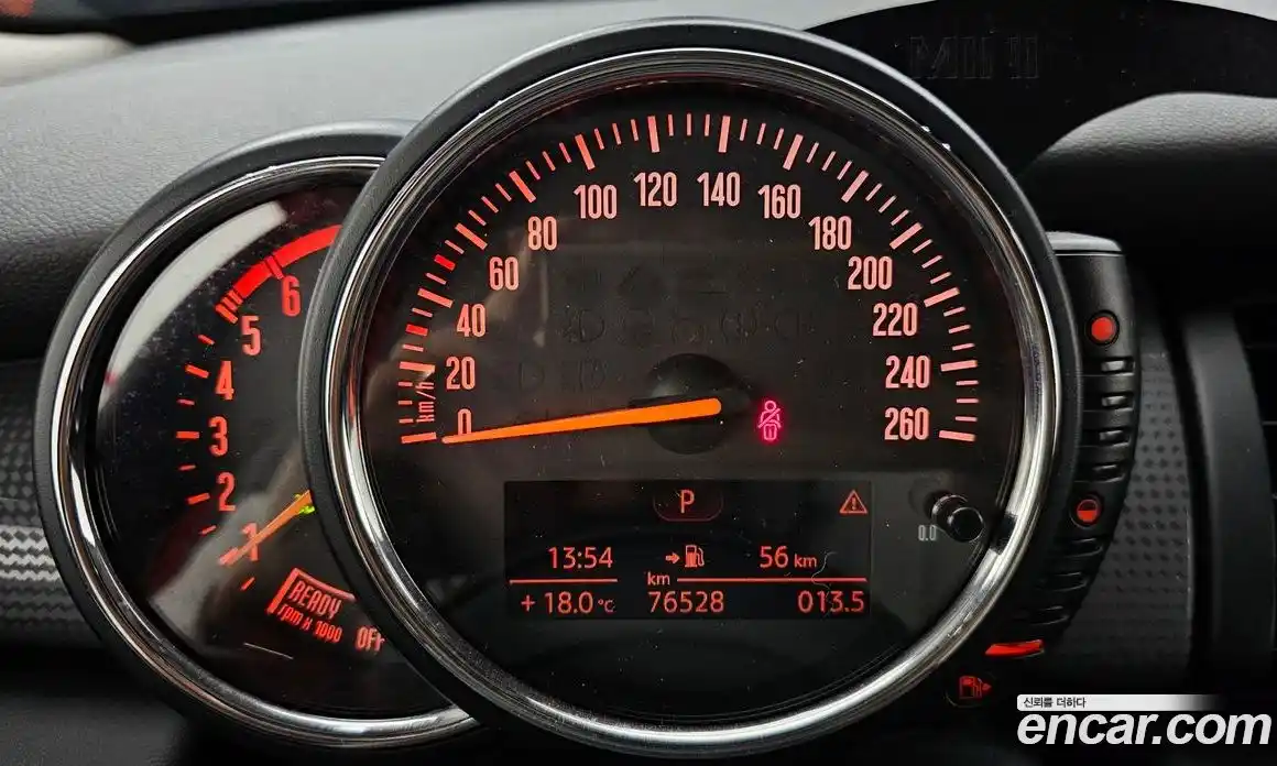Mini Cooper 2015 1.5 гидро в Москве № 1548252, фото 8
