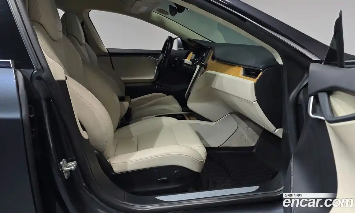 Tesla Model S 2018 0.3 гидро в Москве № 1548710, фото 11