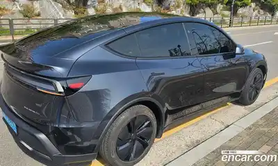 Tesla Model Y 2025 2.0 гидро в Москве № 1548728, миниатюра 7