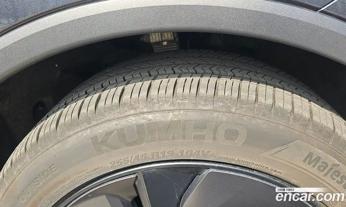 Tesla Model Y 2025 2.0 гидро в Москве № 1548728, фото 8