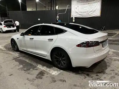 Tesla Model S 2018 гидро в Москве № 1548754, миниатюра 3