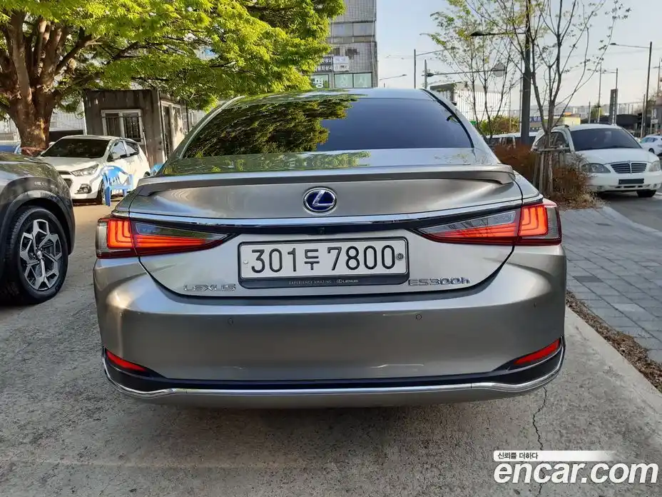 Lexus ES 2021 2.5 гидро в Москве № 1548958, фото 4