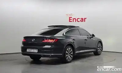 Volkswagen Arteon 2019 2.0 гидро в Москве № 1549431, миниатюра 2