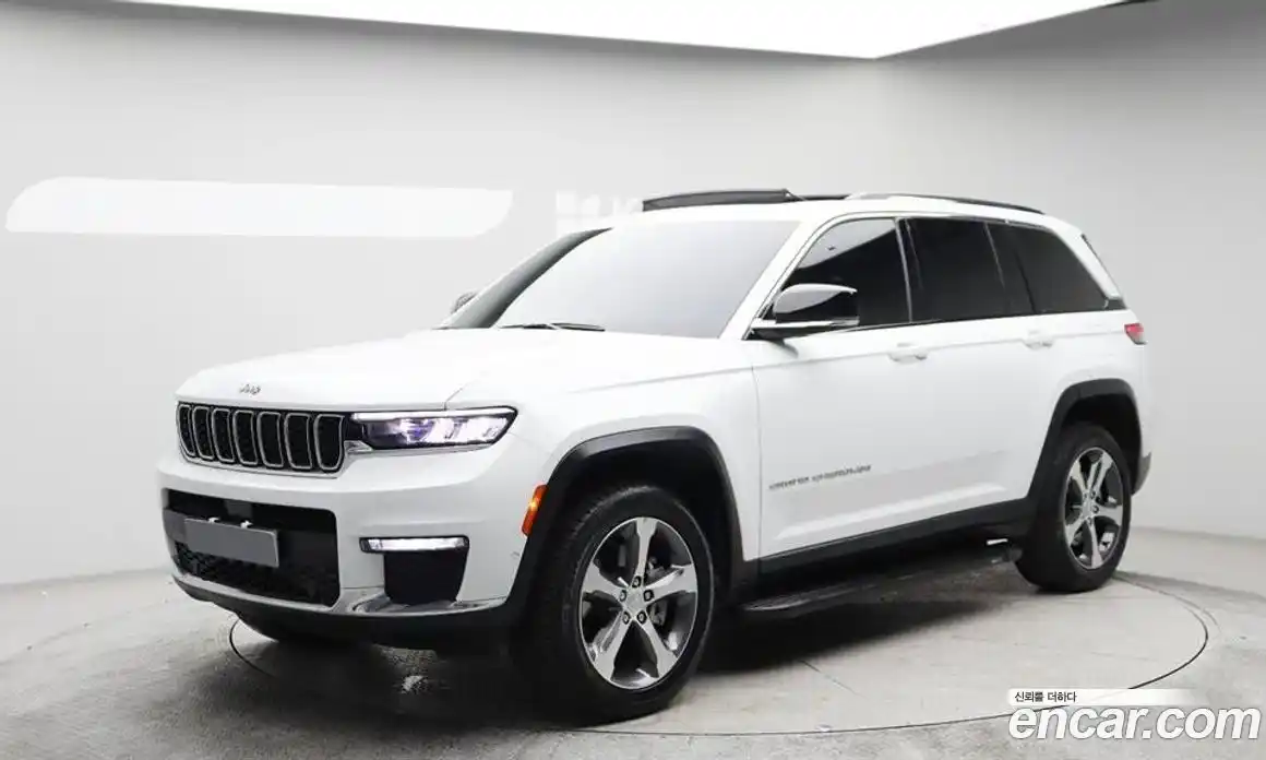 Jeep Cherokee 2023 3.6 гидро в Москве № 1549951, фото 3