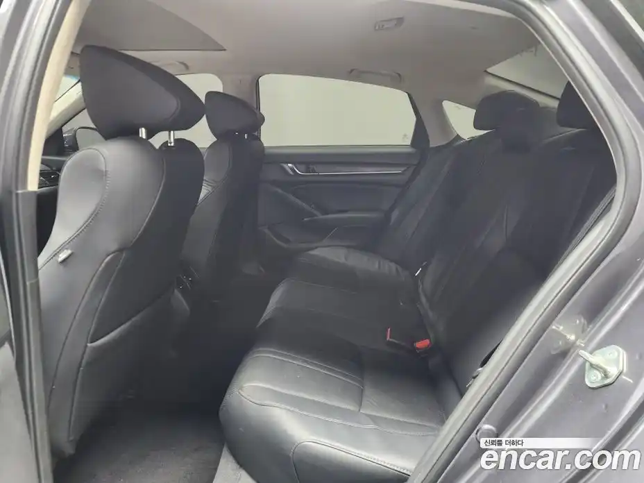 Honda Accord 2018 2.0 гидро в Москве № 1550338, фото 9