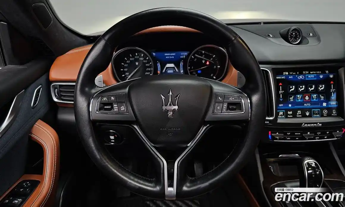 Maserati Levante 2018 3.0 гидро в Москве № 1550875, фото 11
