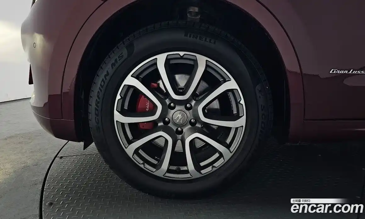 Maserati Levante 2018 3.0 гидро в Москве № 1550875, фото 4