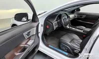Jaguar XF 2014 3.0 гидро в Москве № 1550911, миниатюра 10