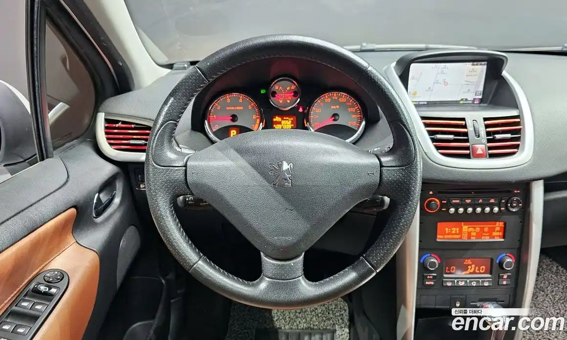 Peugeot 207 2011 1.6 гидро в Москве № 1551153, фото 13