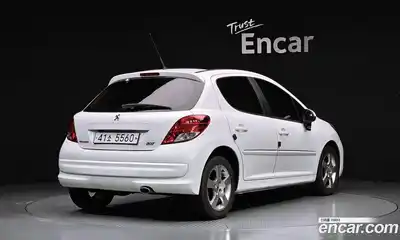 Peugeot 207 2011 1.6 гидро в Москве № 1551153, миниатюра 2