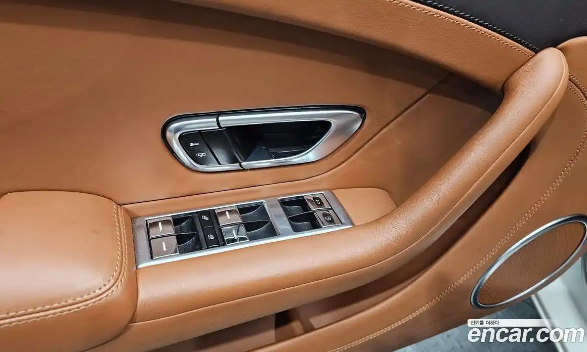 Bentley Continental 2015 4.0 гидро в Москве № 1551459, фото 17