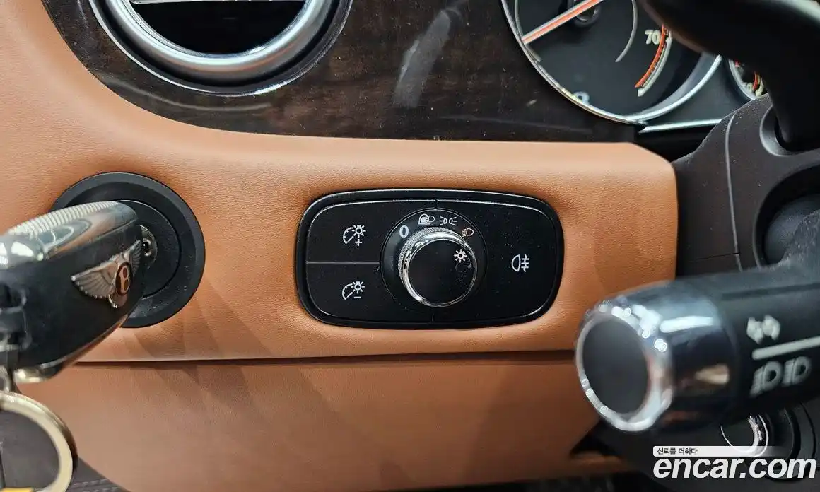 Bentley Continental 2015 4.0 гидро в Москве № 1551459, фото 18