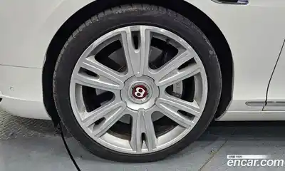 Bentley Continental 2015 4.0 гидро в Москве № 1551459, миниатюра 5