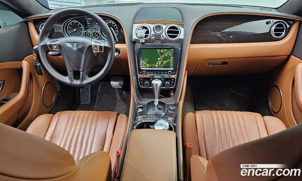 Bentley Continental 2015 4.0 гидро в Москве № 1551459, фото 7