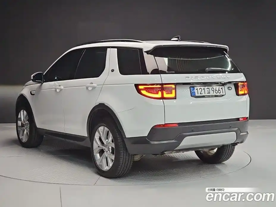 Land Rover Discovery Sport 2022 2.0 гидро в Москве № 166766, фото 4