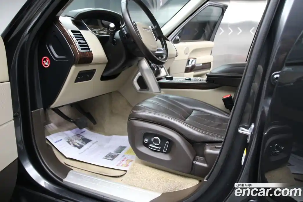 Land Rover Range-Rover 2016 4.4 гидро в Москве № 166874, фото 12