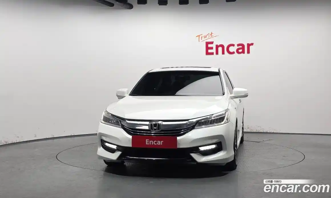 Honda Accord 2017 2.0 гидро в Москве № 170605, фото 3