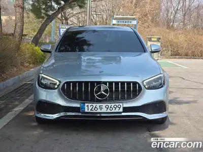 Mercedes-Benz E-Class 2021 2.0 гидро, миниатюра 2
