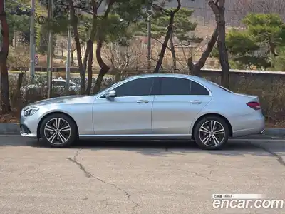 Mercedes-Benz E-Class 2021 2.0 гидро, миниатюра 3
