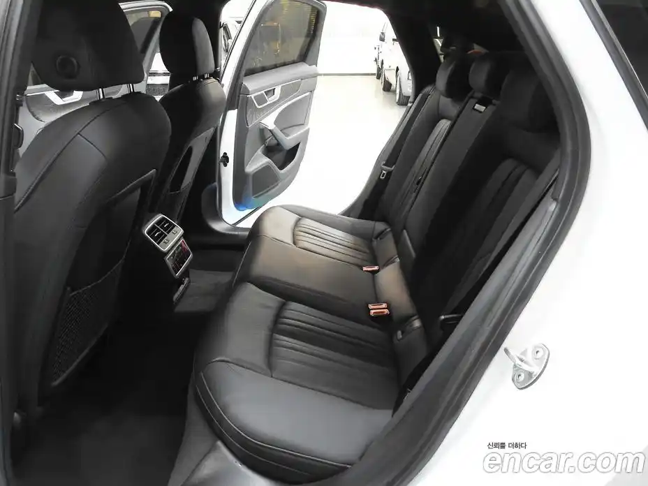 Audi A6 2021 2.0 гидро в Москве, фото 11