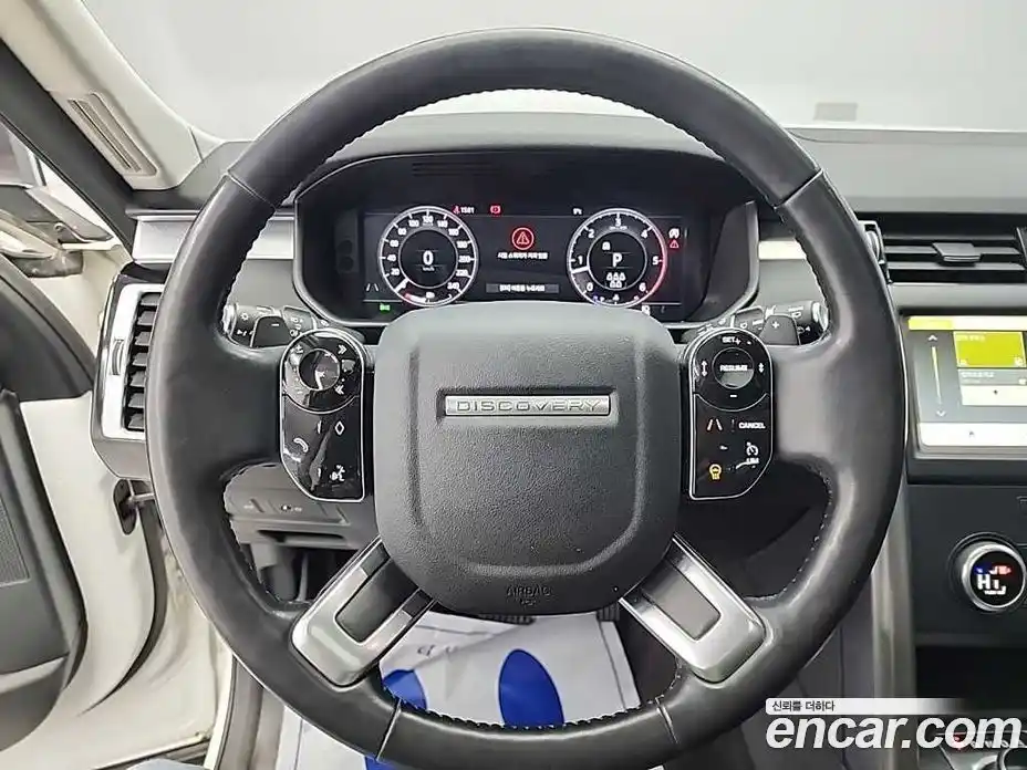 Land Rover Discovery 2020 3.0 гидро в Москве № 198269, фото 9