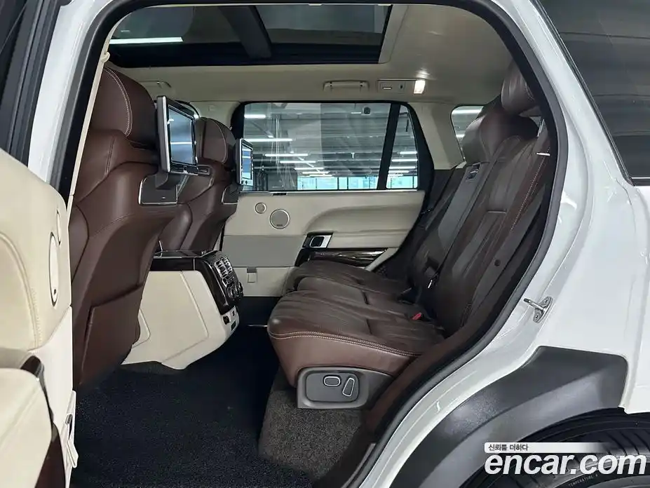 Land Rover Range-Rover 2015 4.4 гидро в Москве № 213840, фото 14