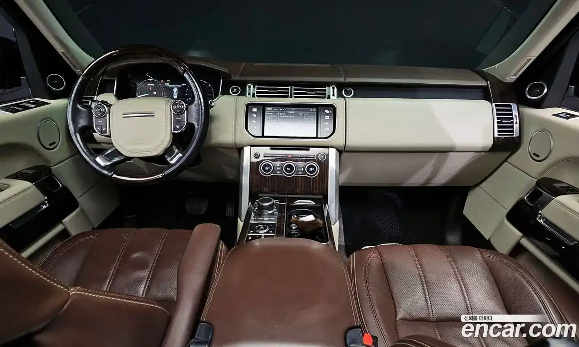 Land Rover Range-Rover 2015 4.4 гидро в Москве № 213840, фото 16