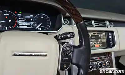 Land Rover Range-Rover 2015 4.4 гидро в Москве № 213840, миниатюра 7
