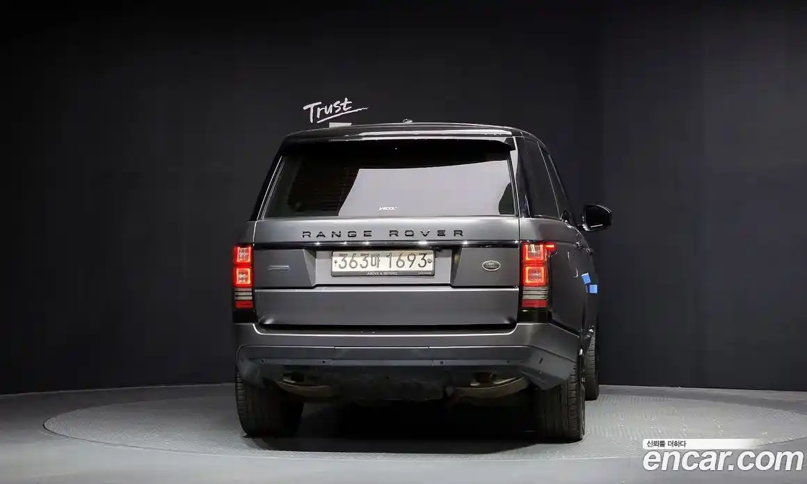 Land Rover Range-Rover 2015 5.0 гидро в Москве № 213853, фото 4