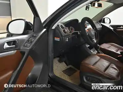 Volkswagen Tiguan 2016 2.0 гидро в Москве № 215368, миниатюра 11