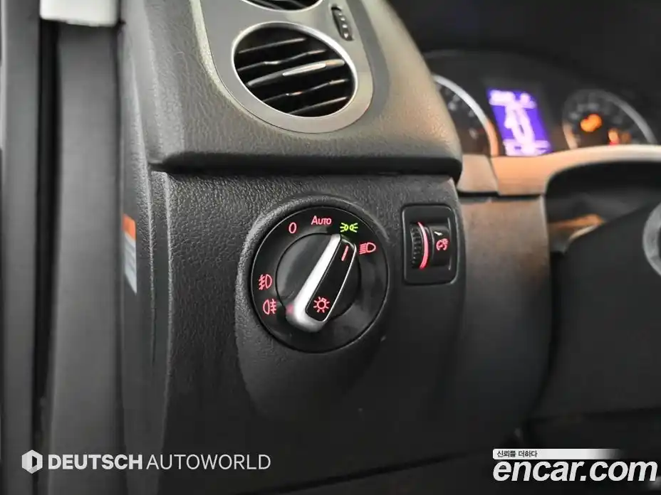 Volkswagen Tiguan 2016 2.0 гидро в Москве № 215368, фото 16