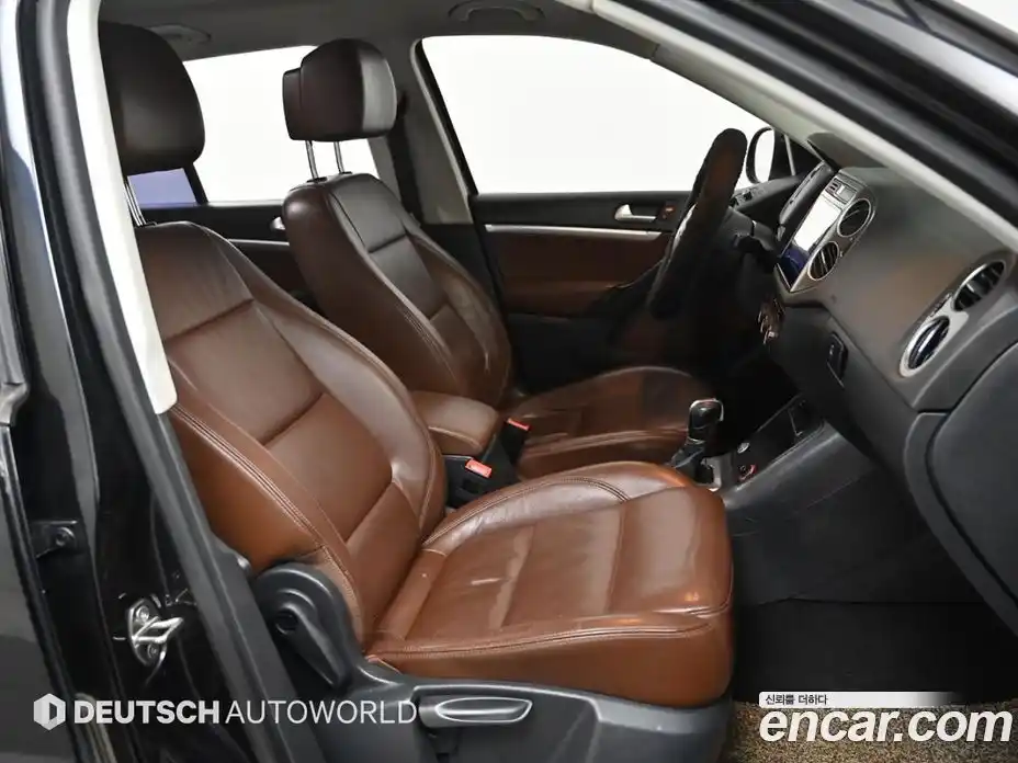 Volkswagen Tiguan 2016 2.0 гидро в Москве № 215368, фото 10